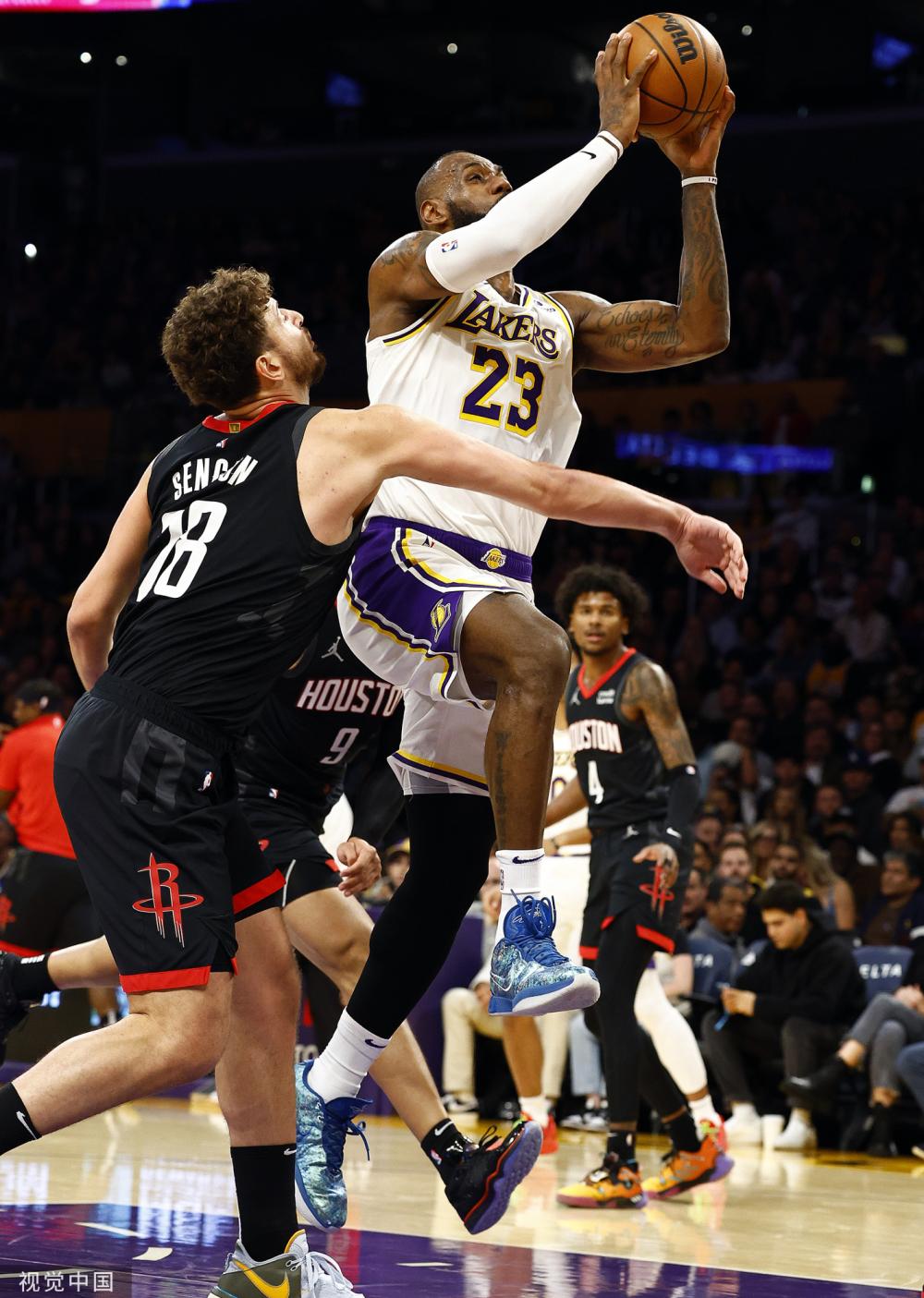 遠籠罩大地 遠籠罩大地